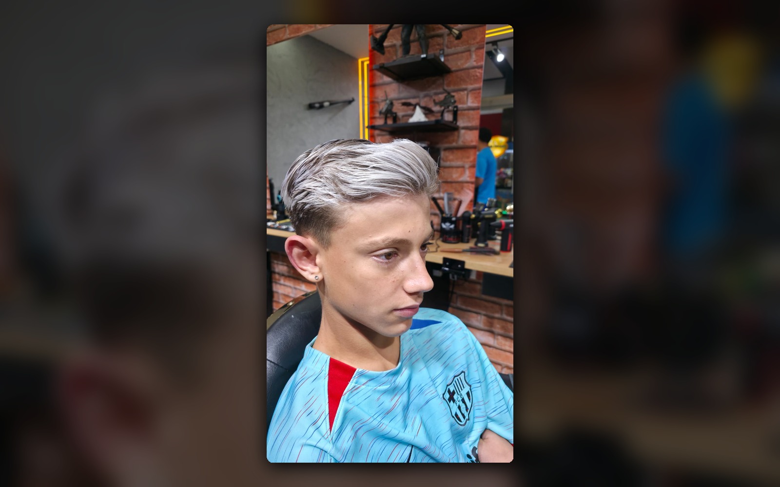 Barbearia Fonseca — corte cacheado fade